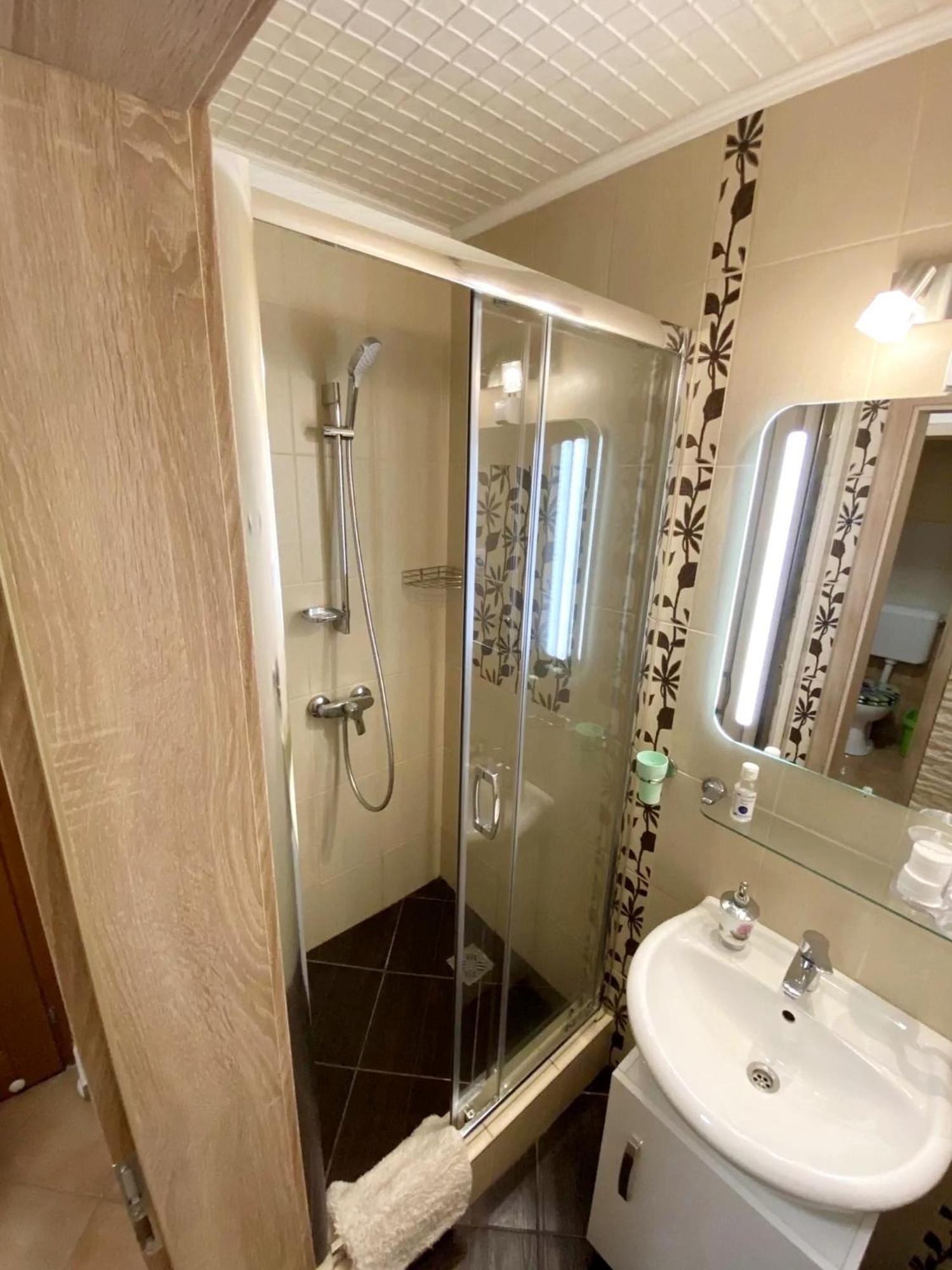 Bambusz Apartman Gyula Exterior foto